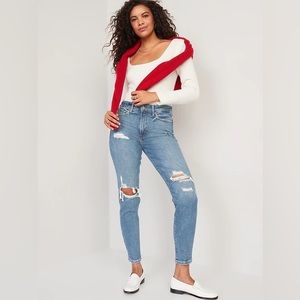 Old Navy High Rise O.G. Straight Jeans NWT Size 6 😎💙